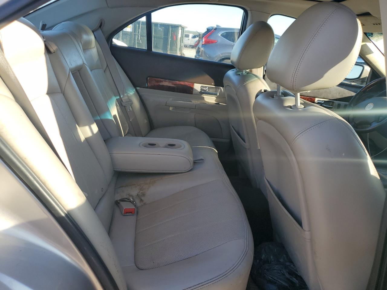 2003 Lincoln LS - Image 10