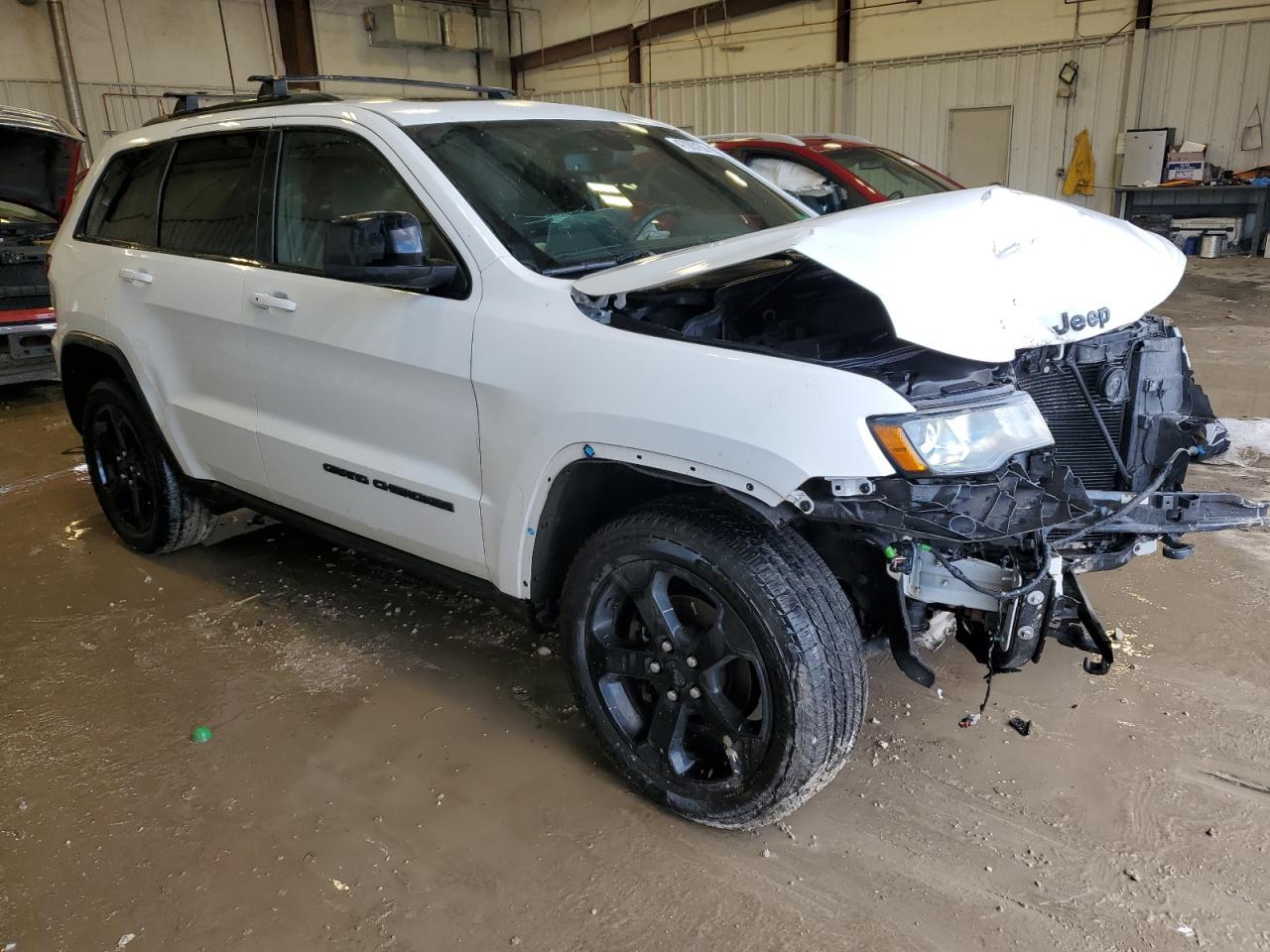 2018 Jeep Grand Cherokee - Image 4