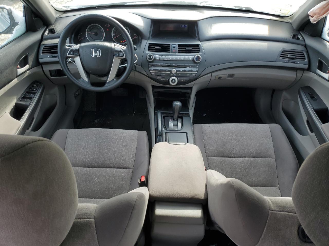 2010 Honda Accord - Image 8