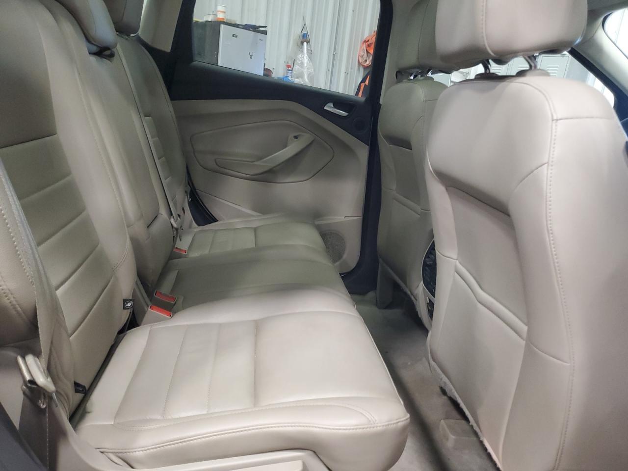 2015 Ford Escape - Image 11