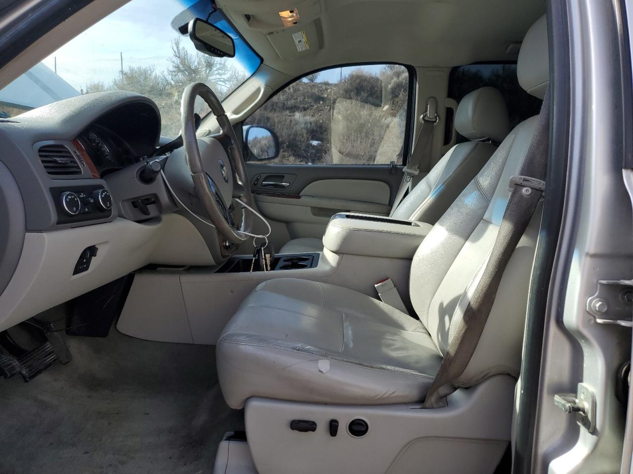 2010 Chevrolet Silverado - Image 7