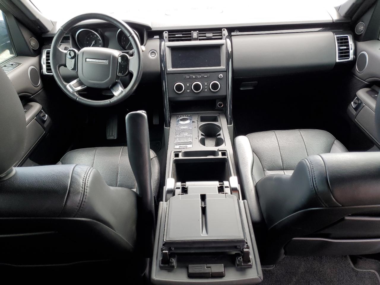 2020 Land Rover Discovery - Image 8