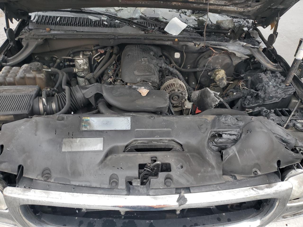 2002 GMC Yukon - Image 12