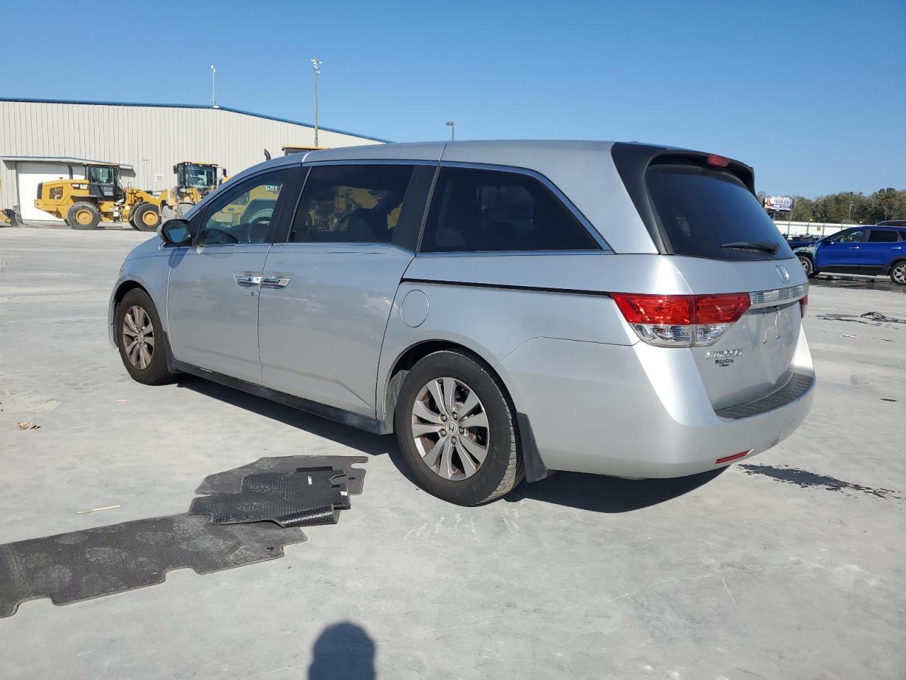 2014 Honda Odyssey - Image 2