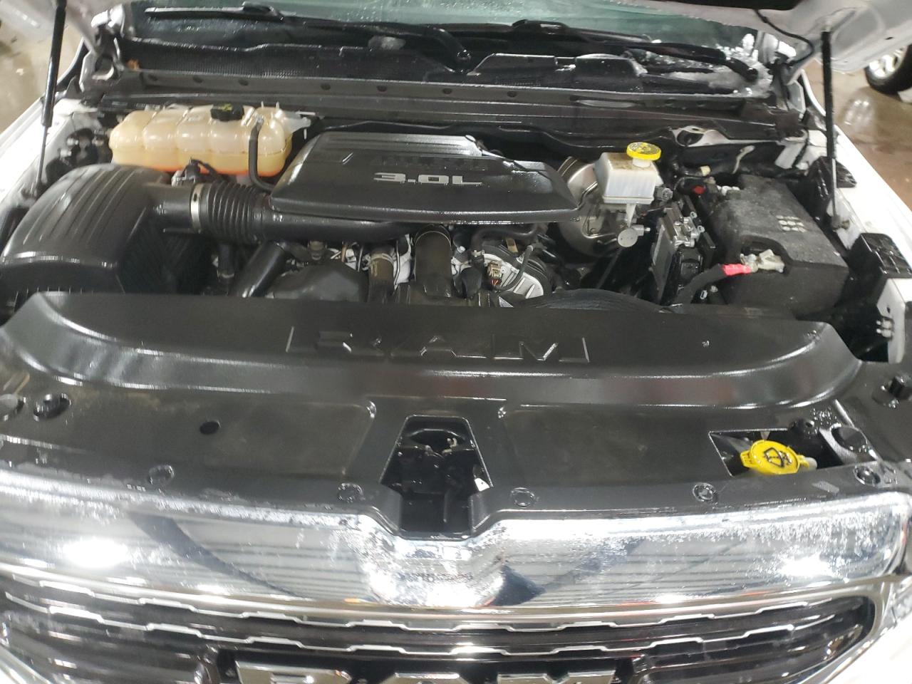 2020 RAM 1500 - Image 12