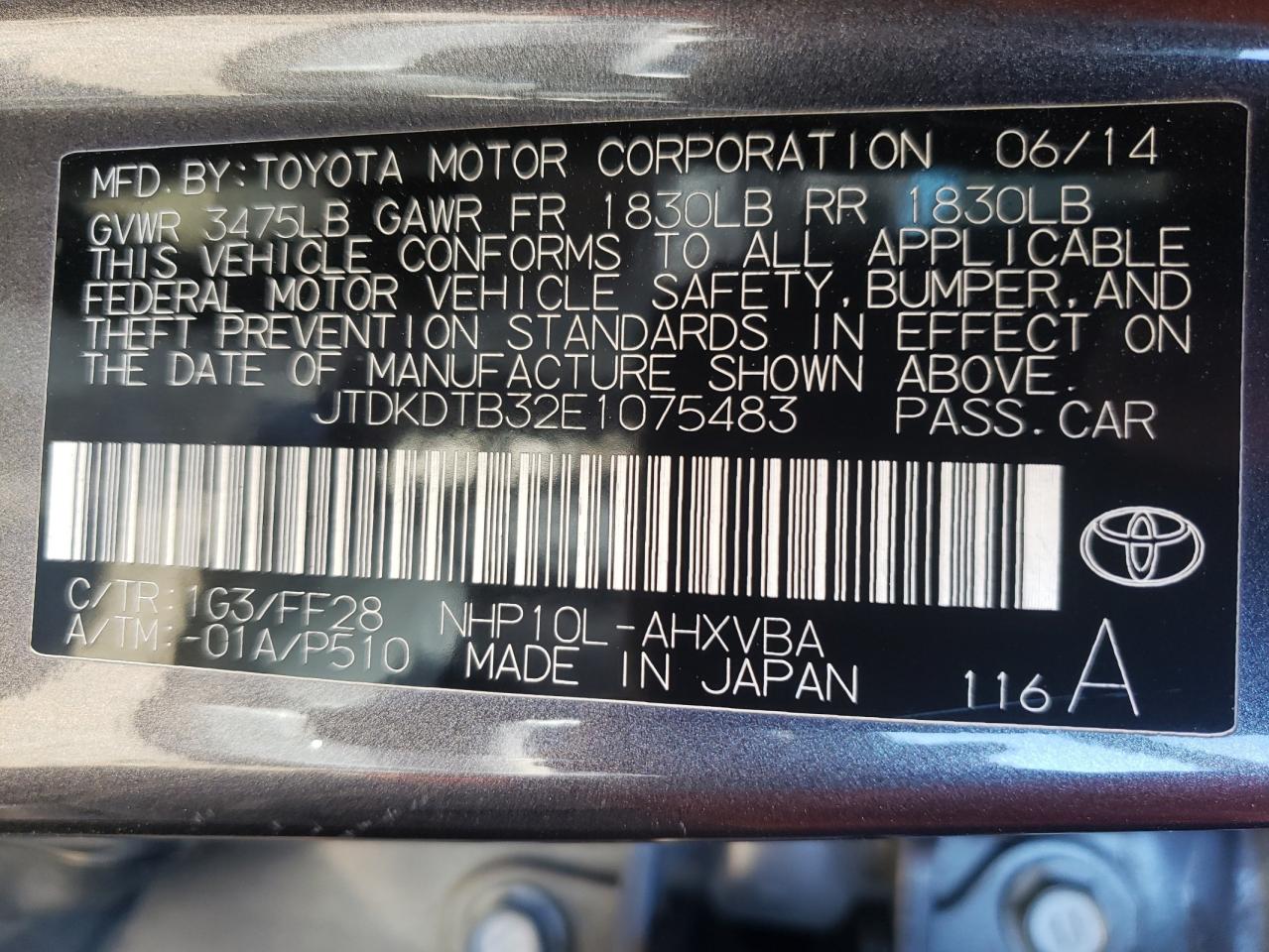 2014 Toyota Prius - Image 13