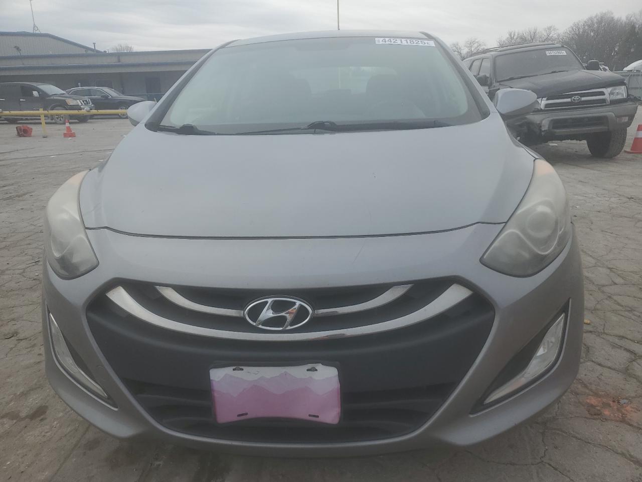 2014 Hyundai Elantra - Image 5