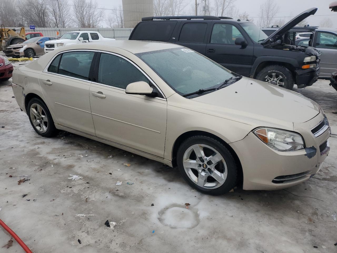 2010 Chevrolet Malibu - Image 4