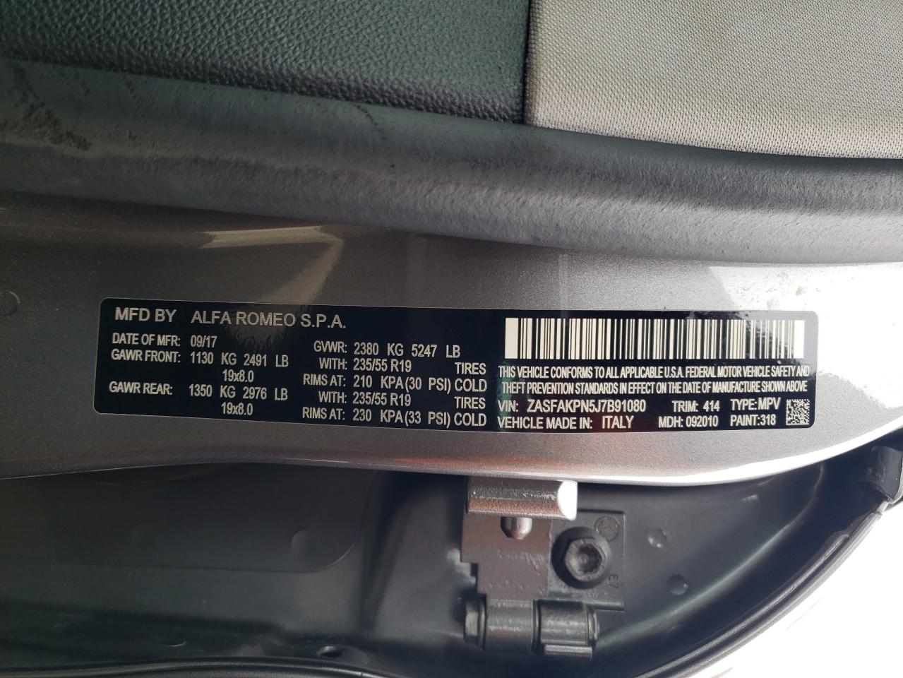 2018 Alfa Romeo Stelvio - Image 15