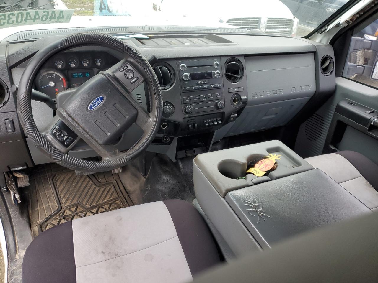 2012 Ford F350 - Image 8