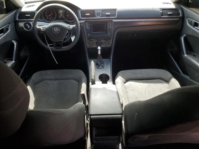 Седани VOLKSWAGEN PASSAT 2016 Чорний