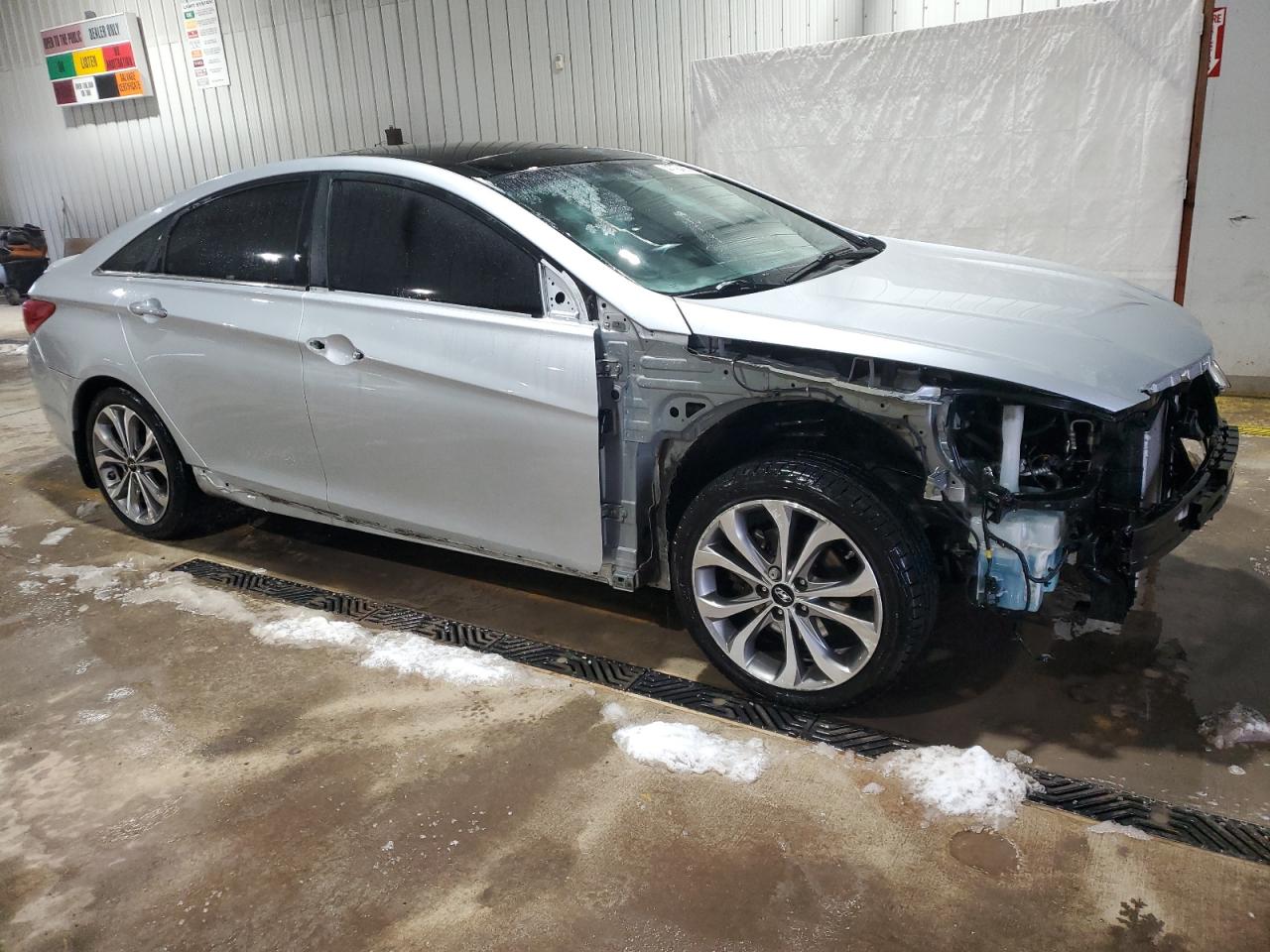 2013 Hyundai Sonata - Image 4