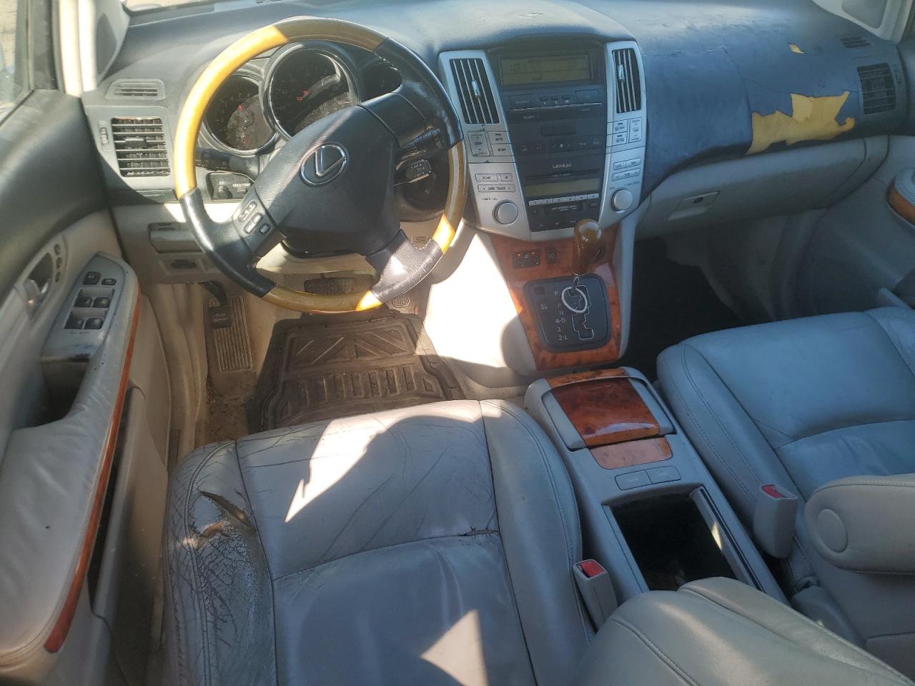 2005 Lexus RX - Image 8