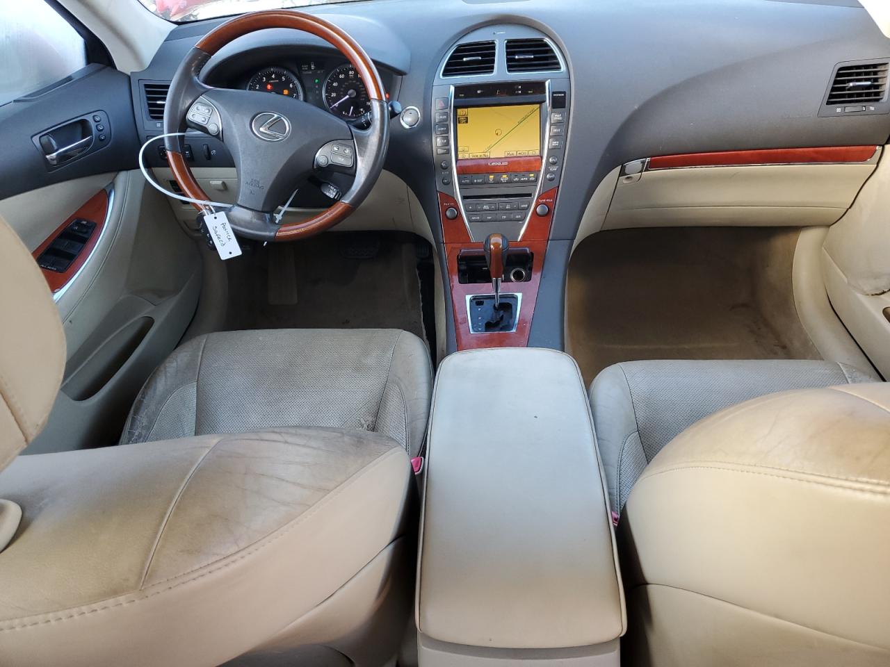 2011 Lexus ES - Image 8