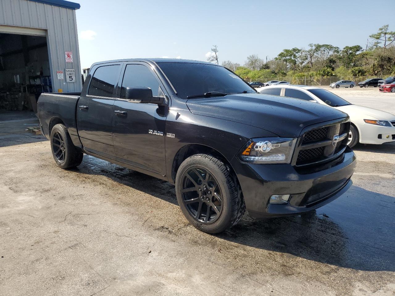2009 Dodge RAM - Image 4