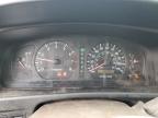 2000 Toyota Sienna Le للبيع في Bridgeton، MO - Front End