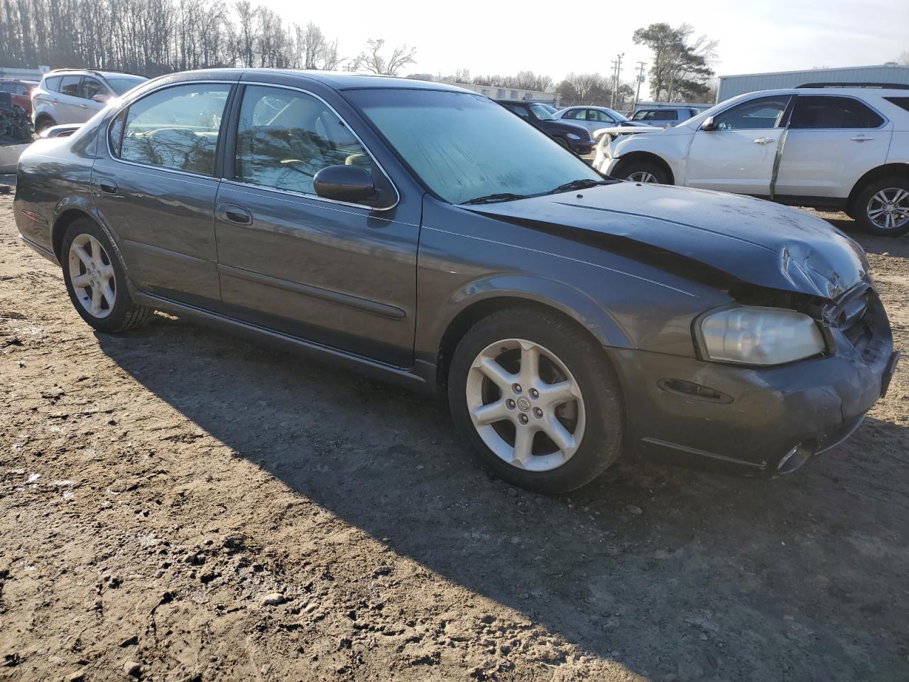 2003 Nissan Maxima - Image 4