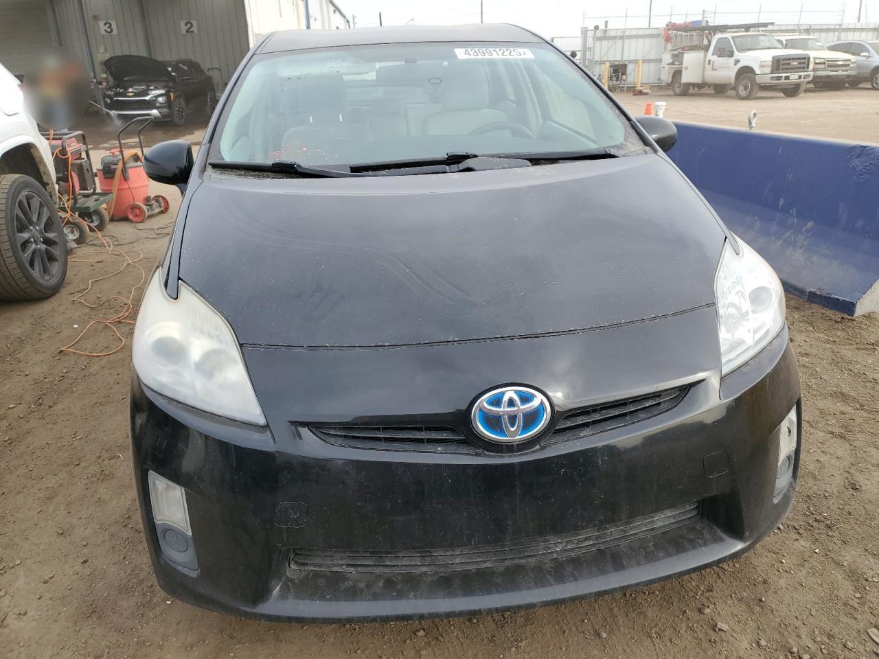 2010 Toyota Prius - Image 5