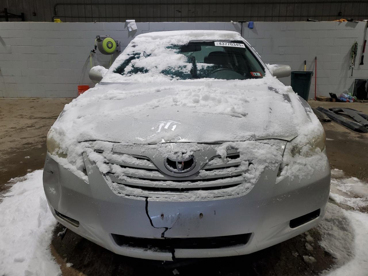 2009 Toyota Camry - Image 5