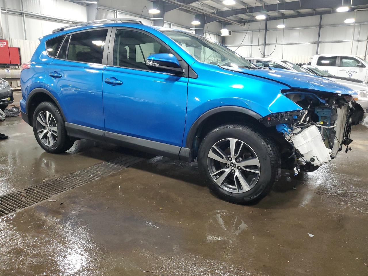 2017 Toyota RAV 4 - Image 4