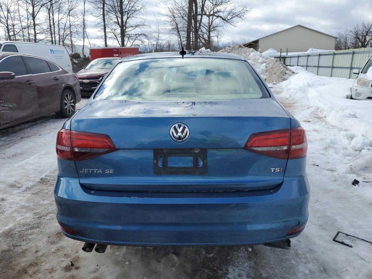 2017 Volkswagen Jetta - Image 6