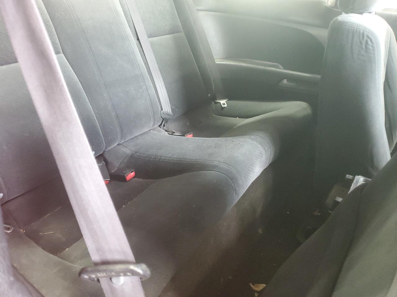 2004 Honda Civic - Image 10