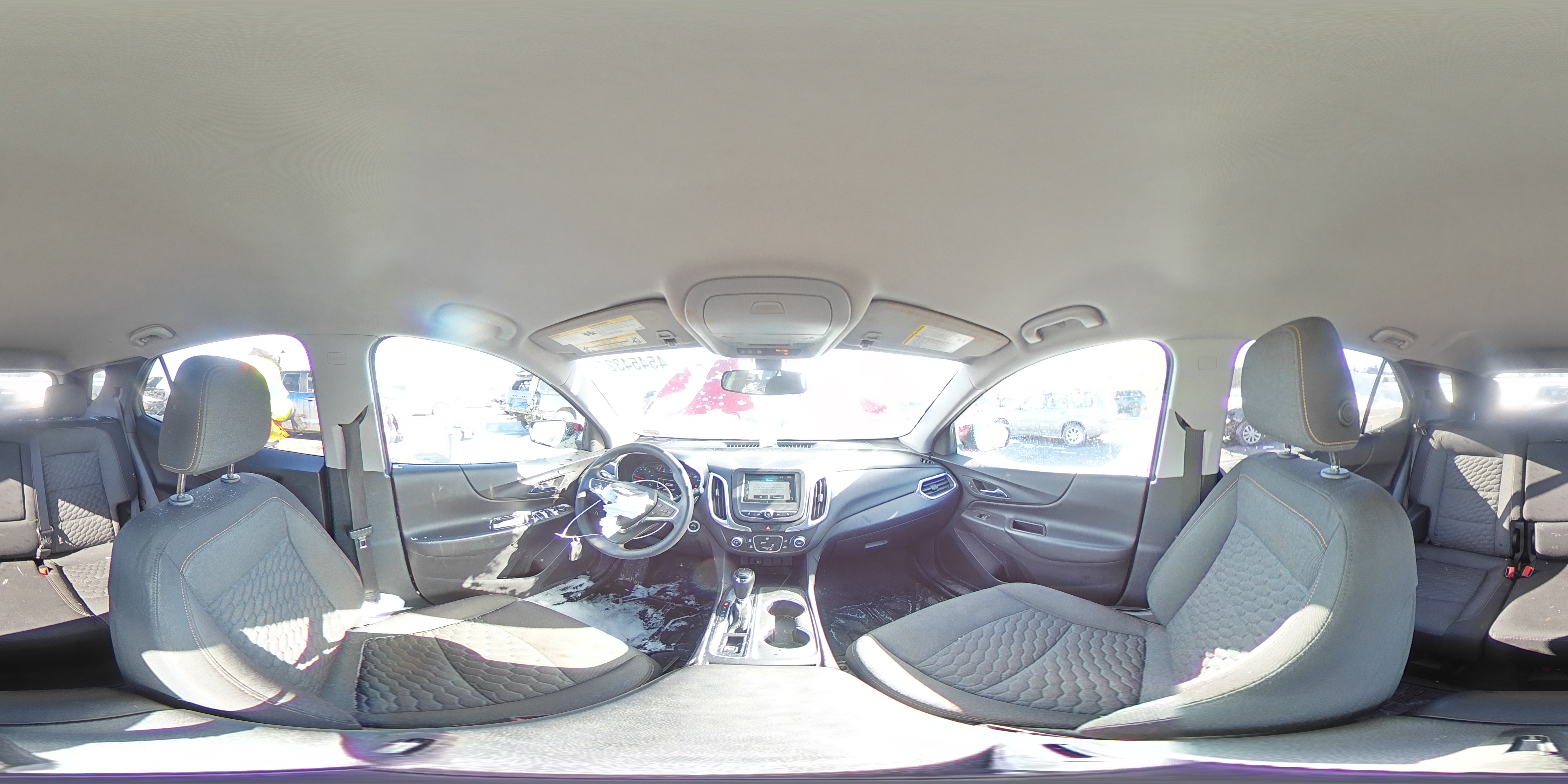2018 Chevrolet Equinox - Image 13