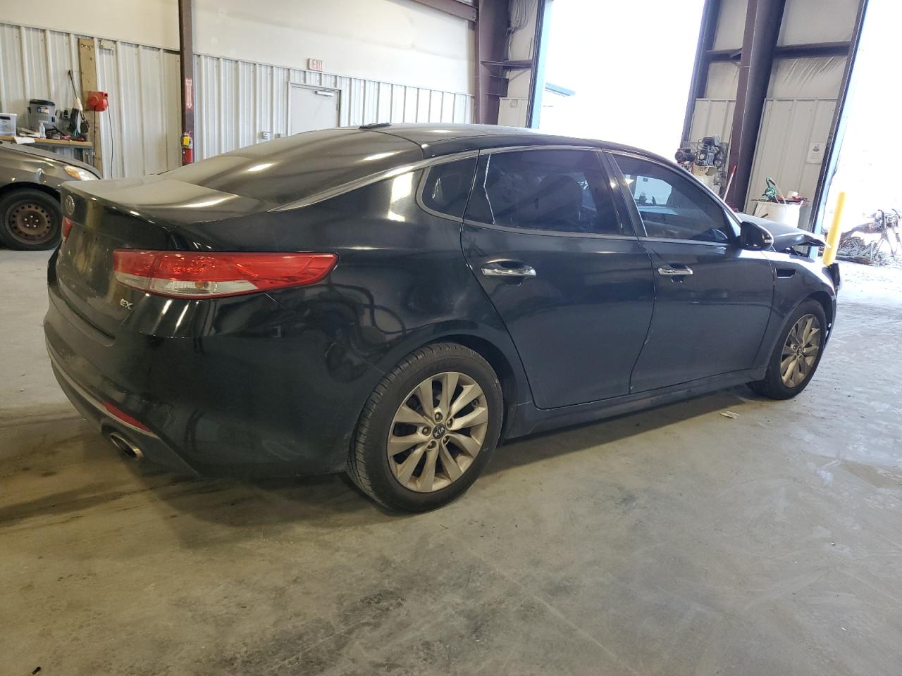 2016 Kia Optima - Image 3