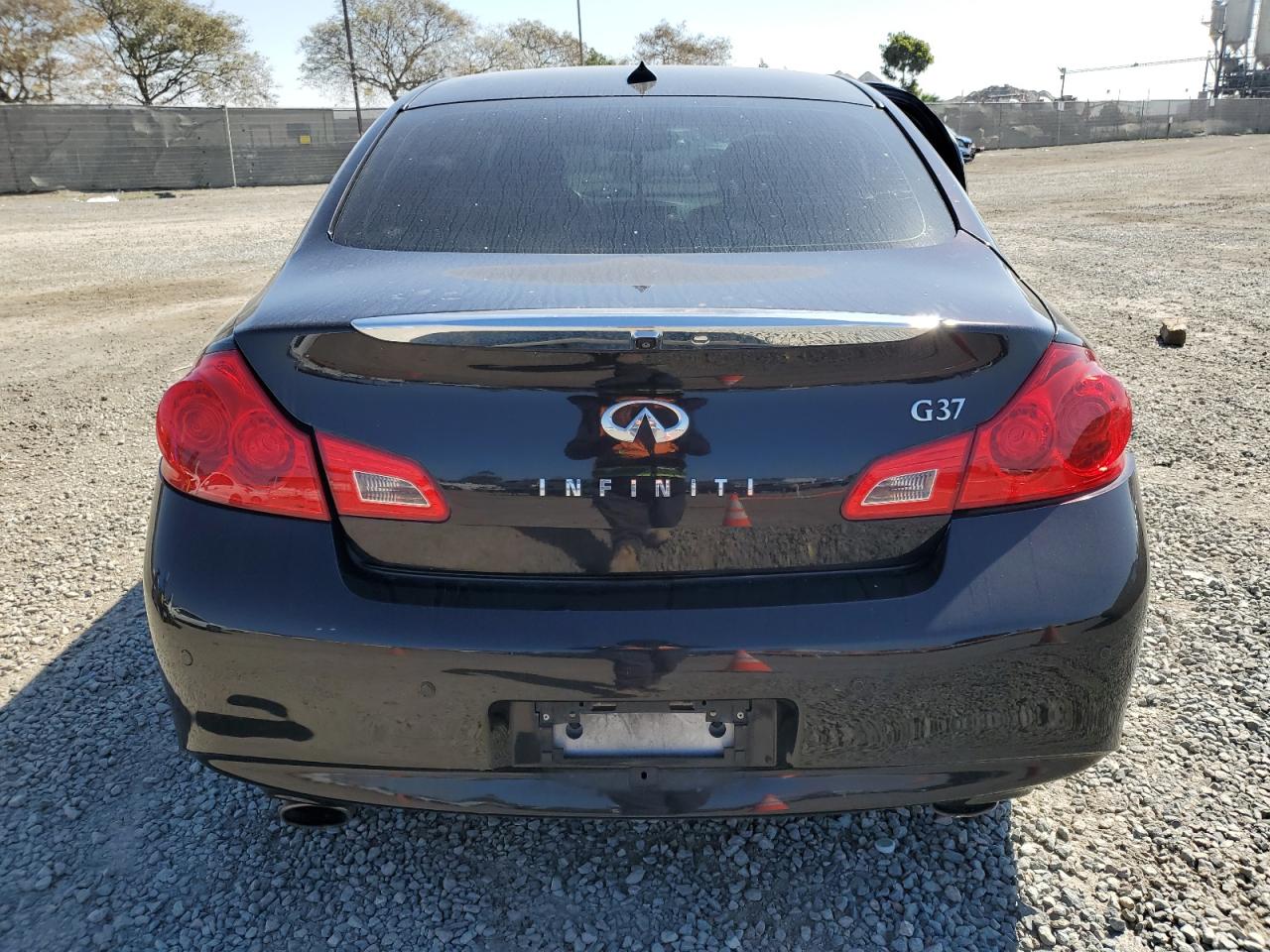 2012 Infiniti G - Image 6