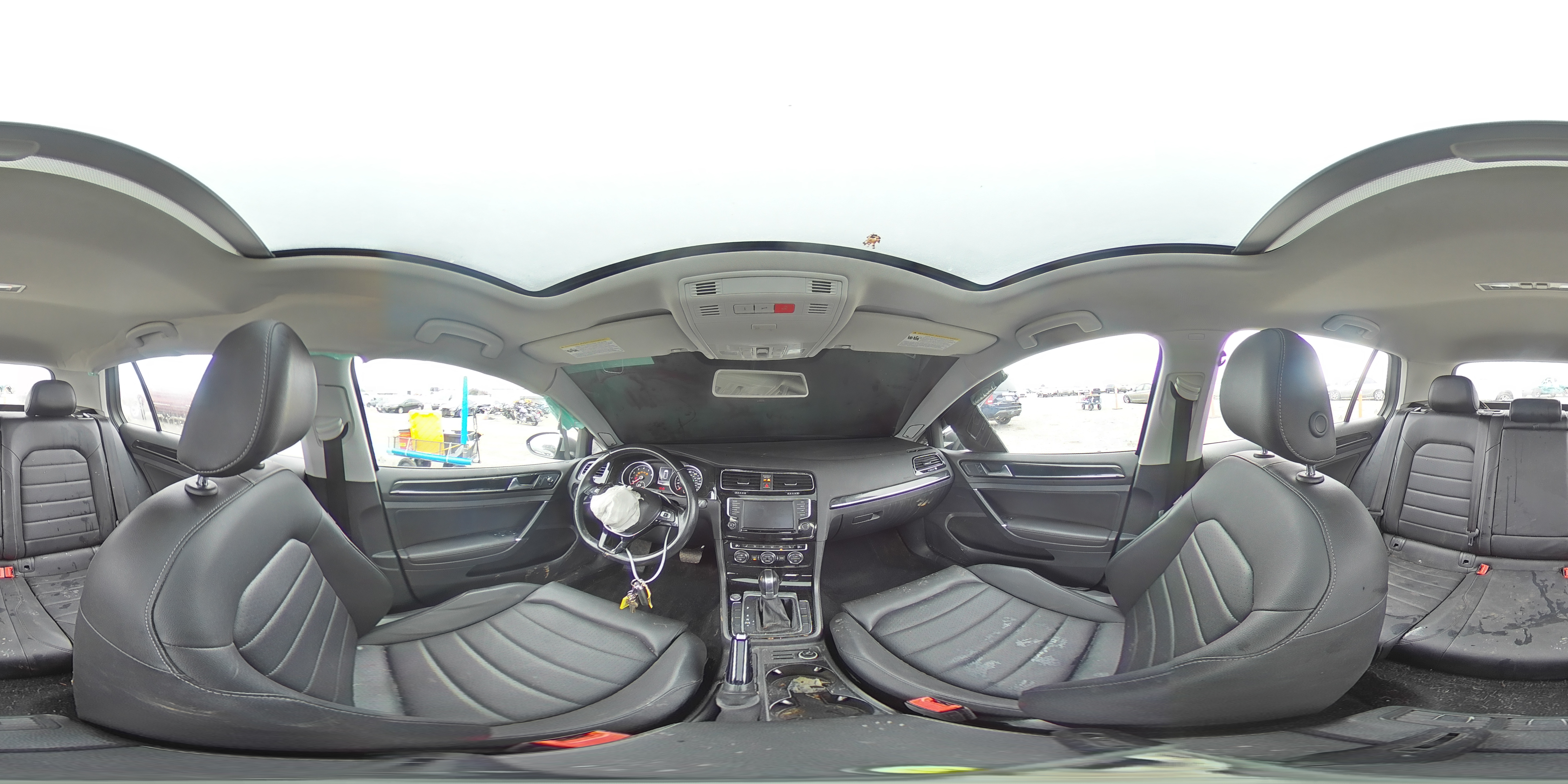 2017 Volkswagen Golf - Image 13