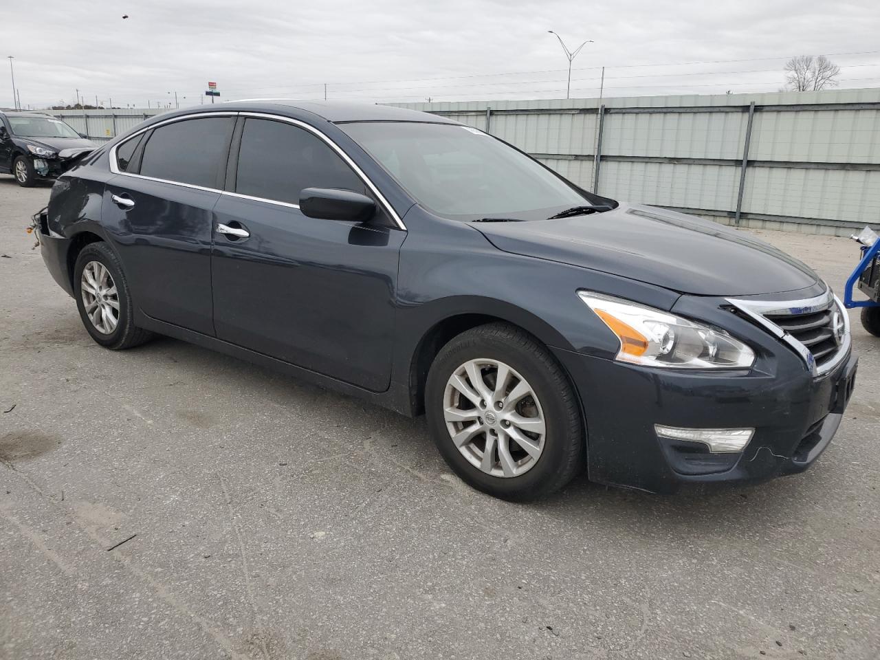 2014 Nissan Altima - Image 4