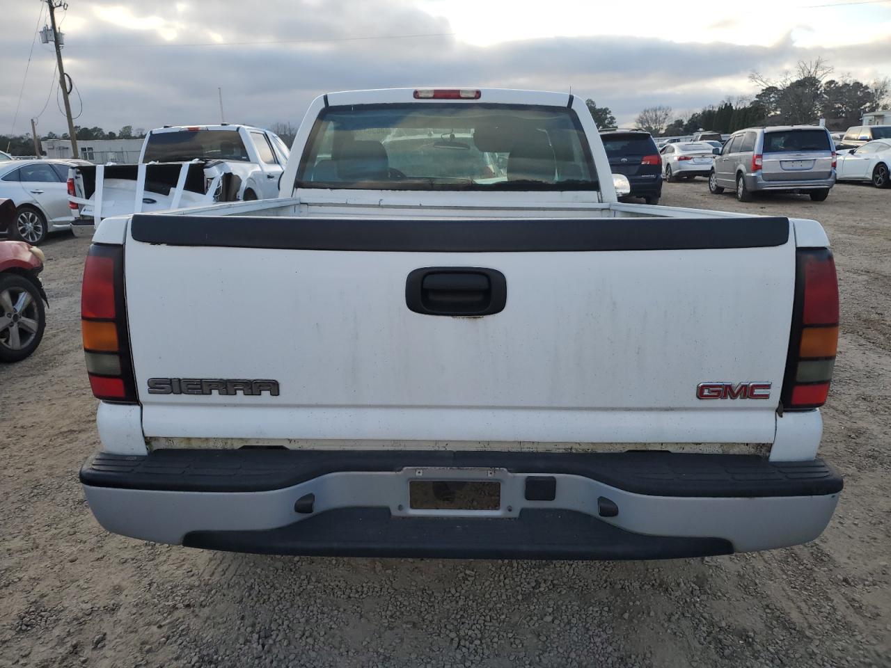 2006 GMC Sierra - Image 6