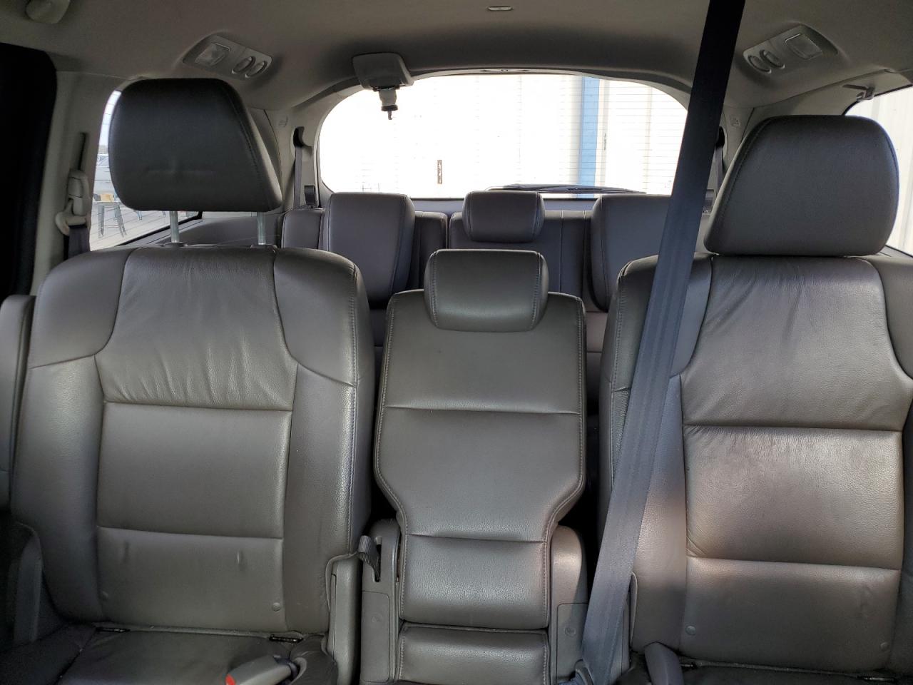 2012 Honda Odyssey - Image 10