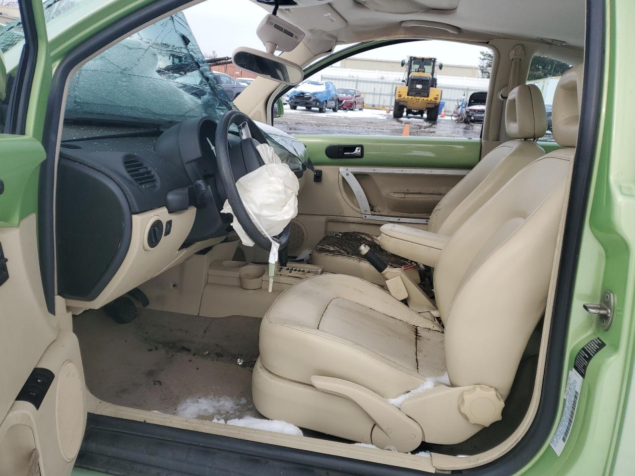 2000 Volkswagen Beetle - Image 7