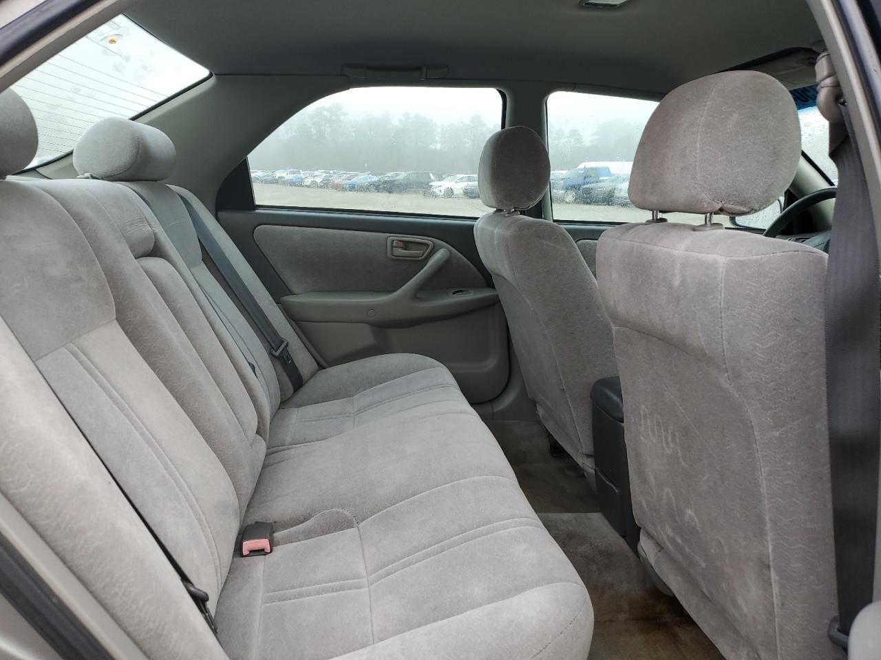 1998 Toyota Camry - Image 10
