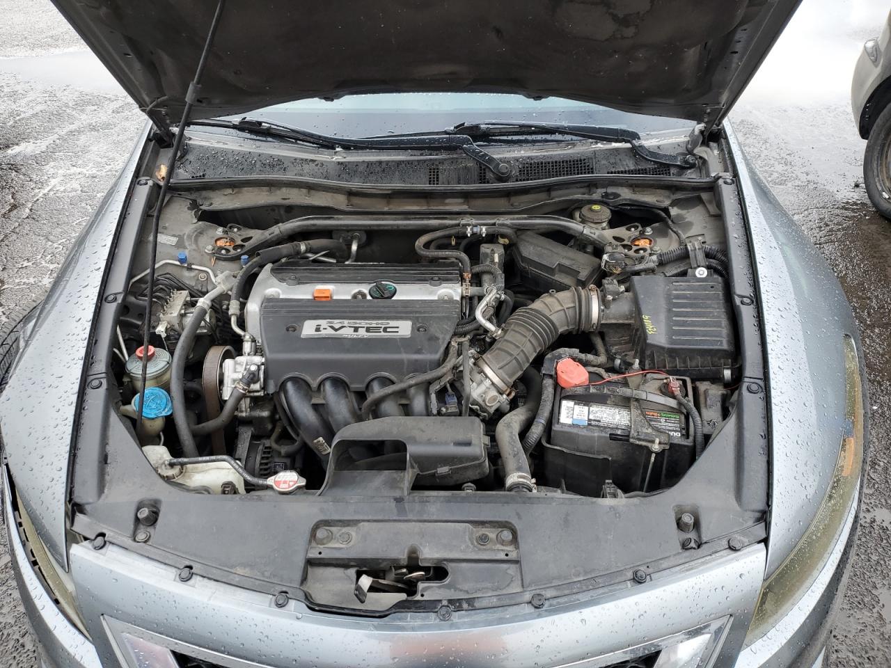 2009 Honda Accord - Image 11
