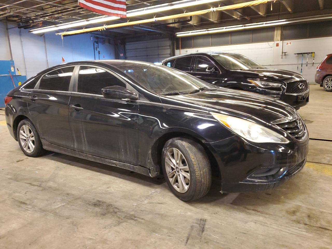 2013 Hyundai Sonata - Image 4