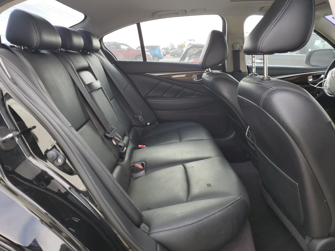 2016 Infiniti Q50 - Image 10