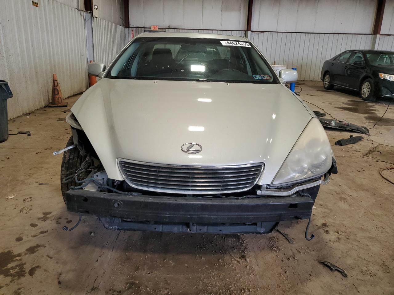2003 Lexus ES - Image 5