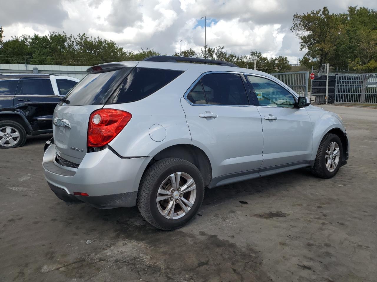 2015 Chevrolet Equinox - Image 3