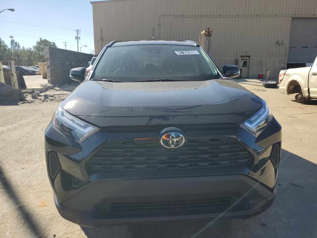 2024 Toyota RAV 4 - Image 5