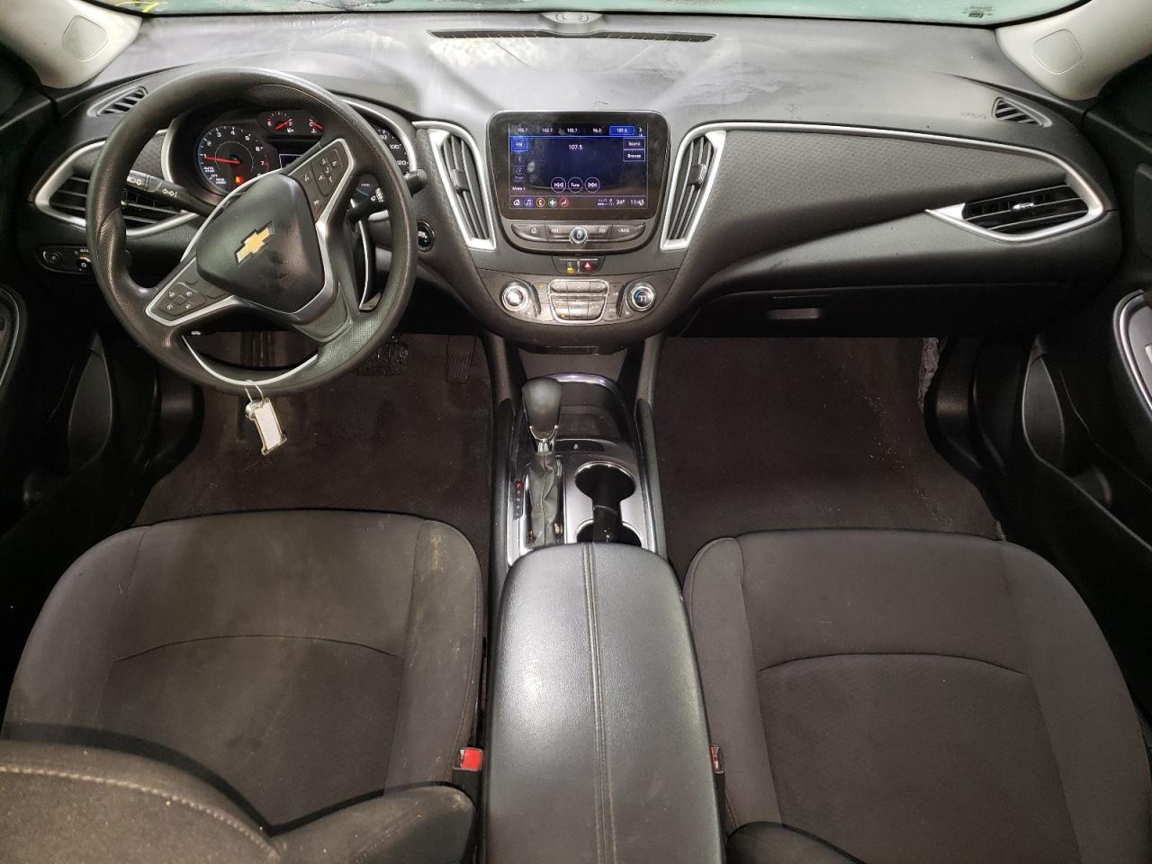 2022 Chevrolet Malibu - Image 8