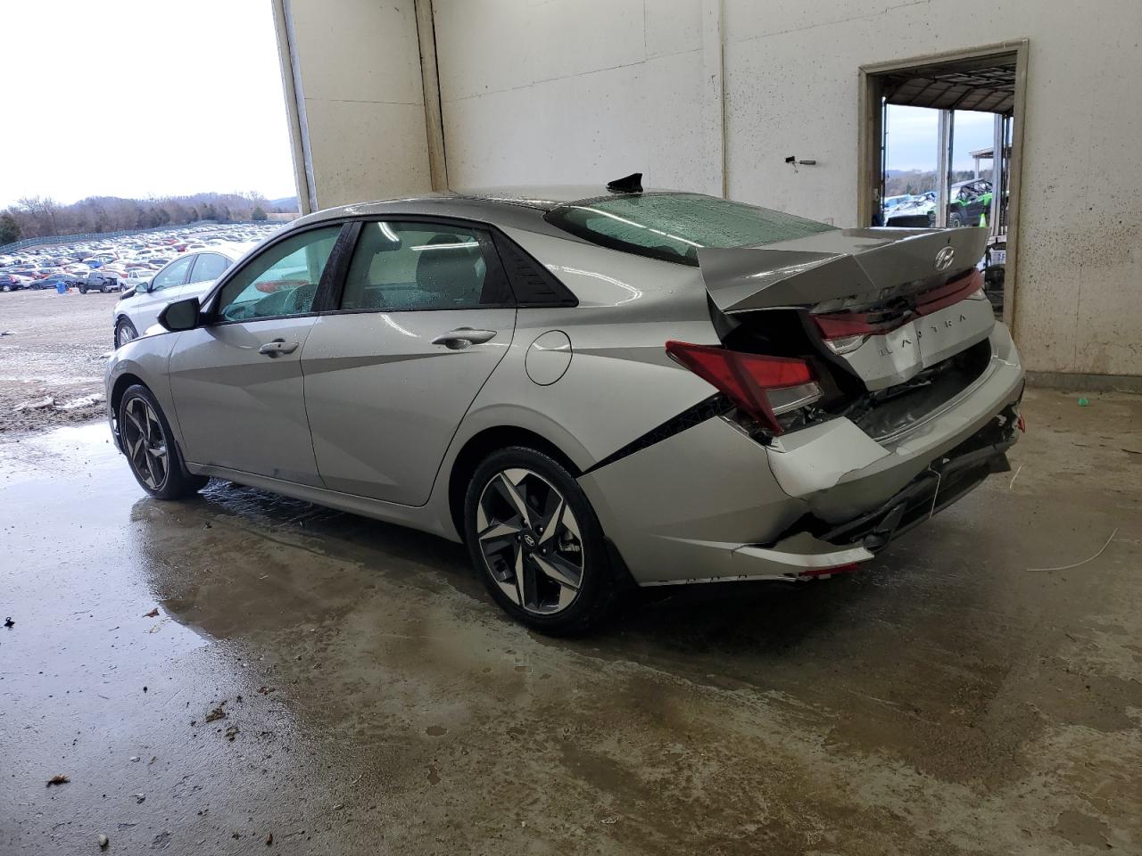 2023 Hyundai Elantra - Image 2
