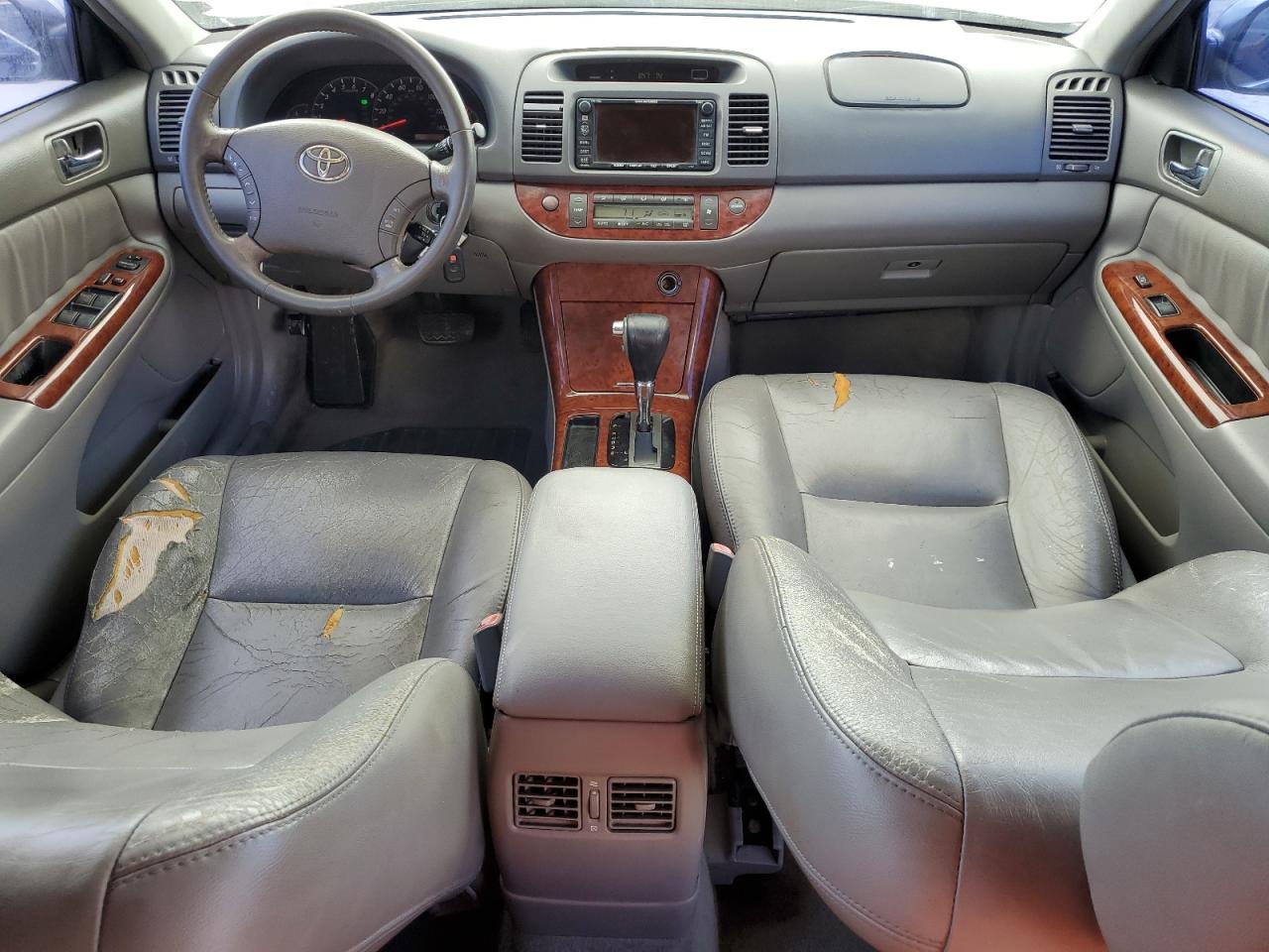2005 Toyota Camry - Image 8