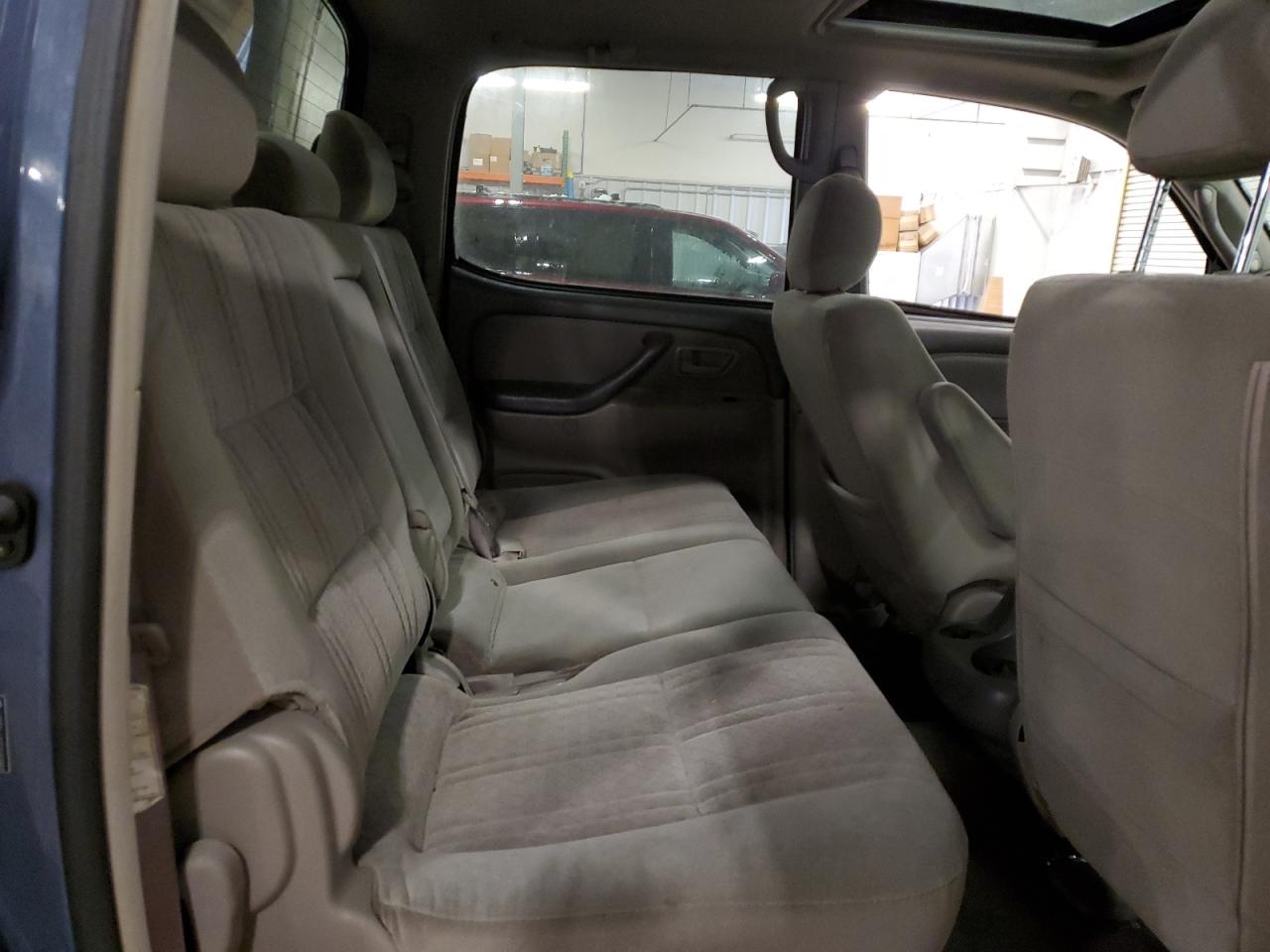 2005 Toyota Tundra - Image 10