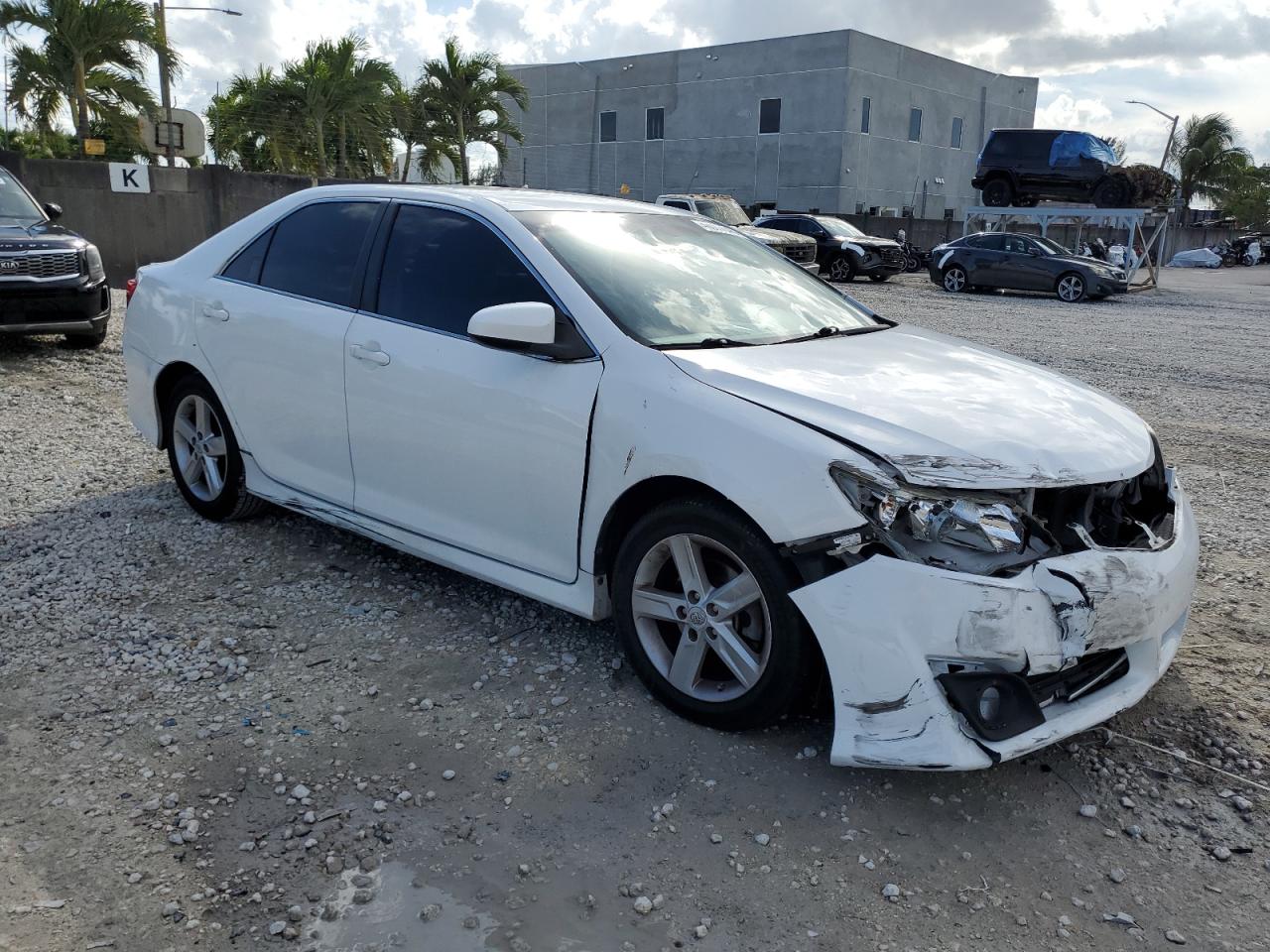2012 Toyota Camry - Image 4