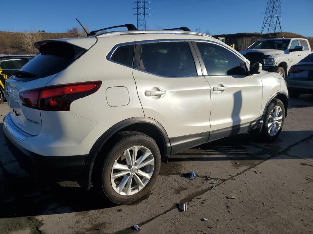  NISSAN ROGUE 2017 Белы