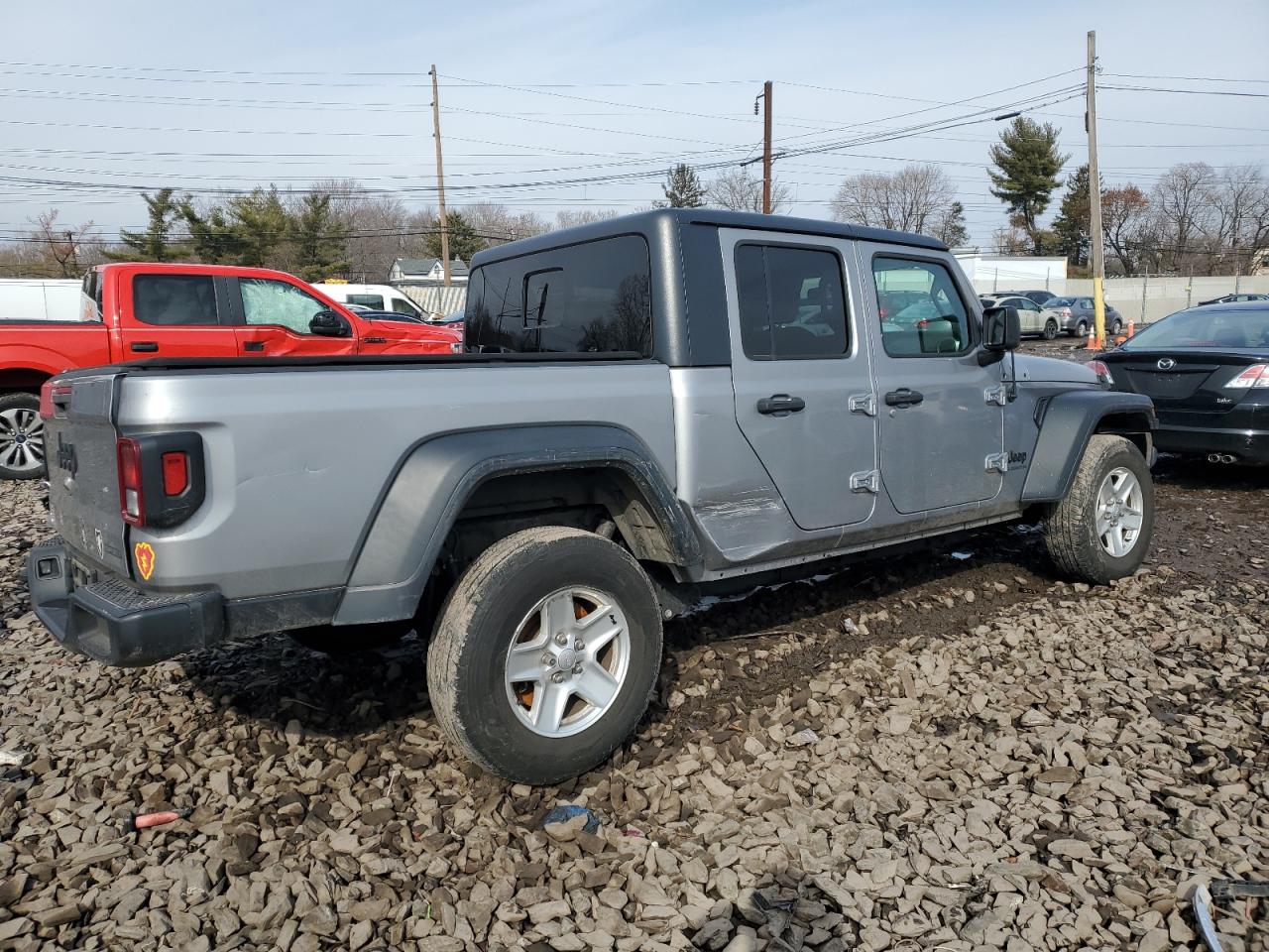 2020 Jeep Gladiator - Image 3