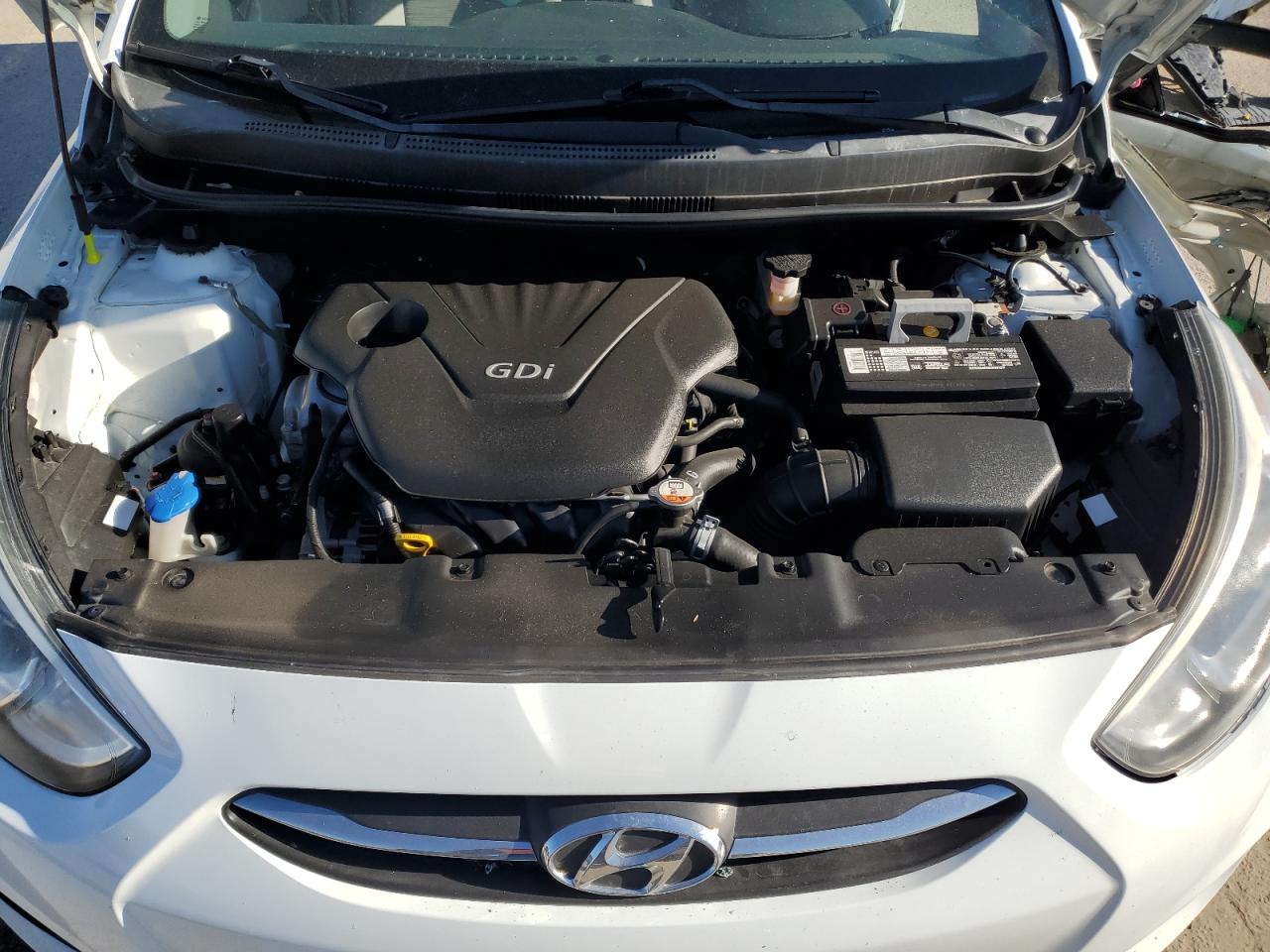 2015 Hyundai Accent - Image 12