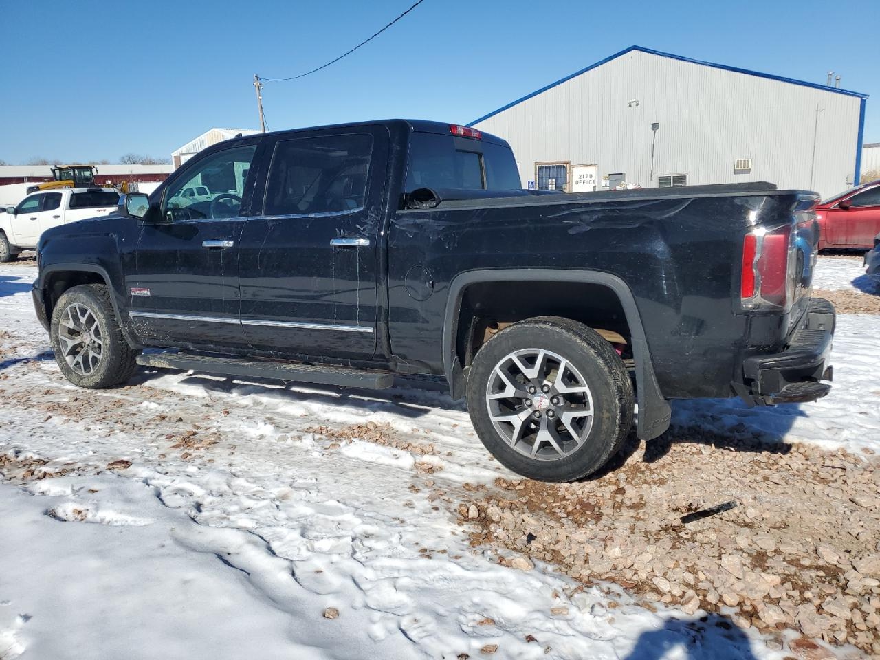 2016 GMC Sierra - Image 2